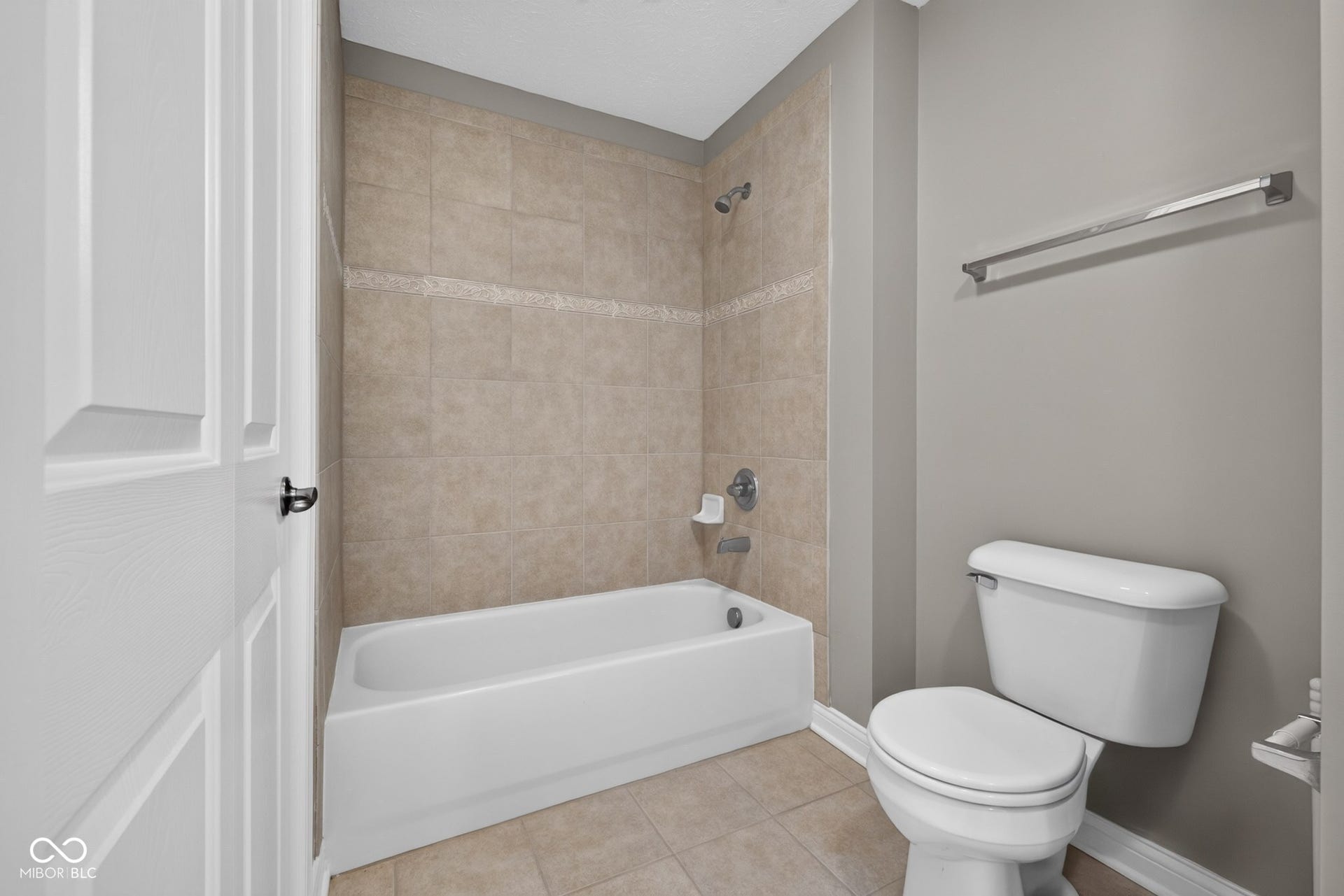 13839 Rue Charlot Lane, McCordsville, IN 46055