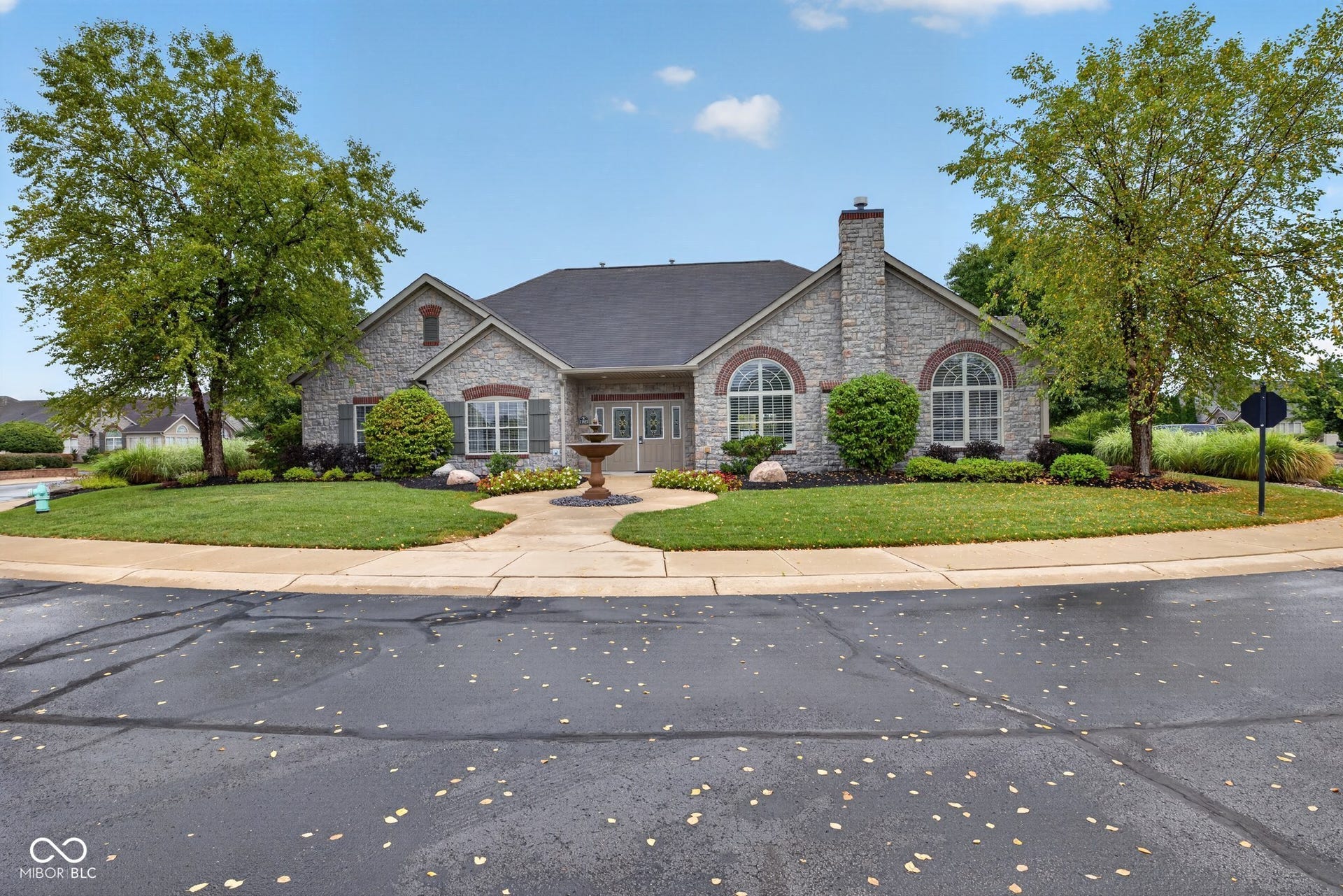 13839 Rue Charlot Lane, McCordsville, IN 46055