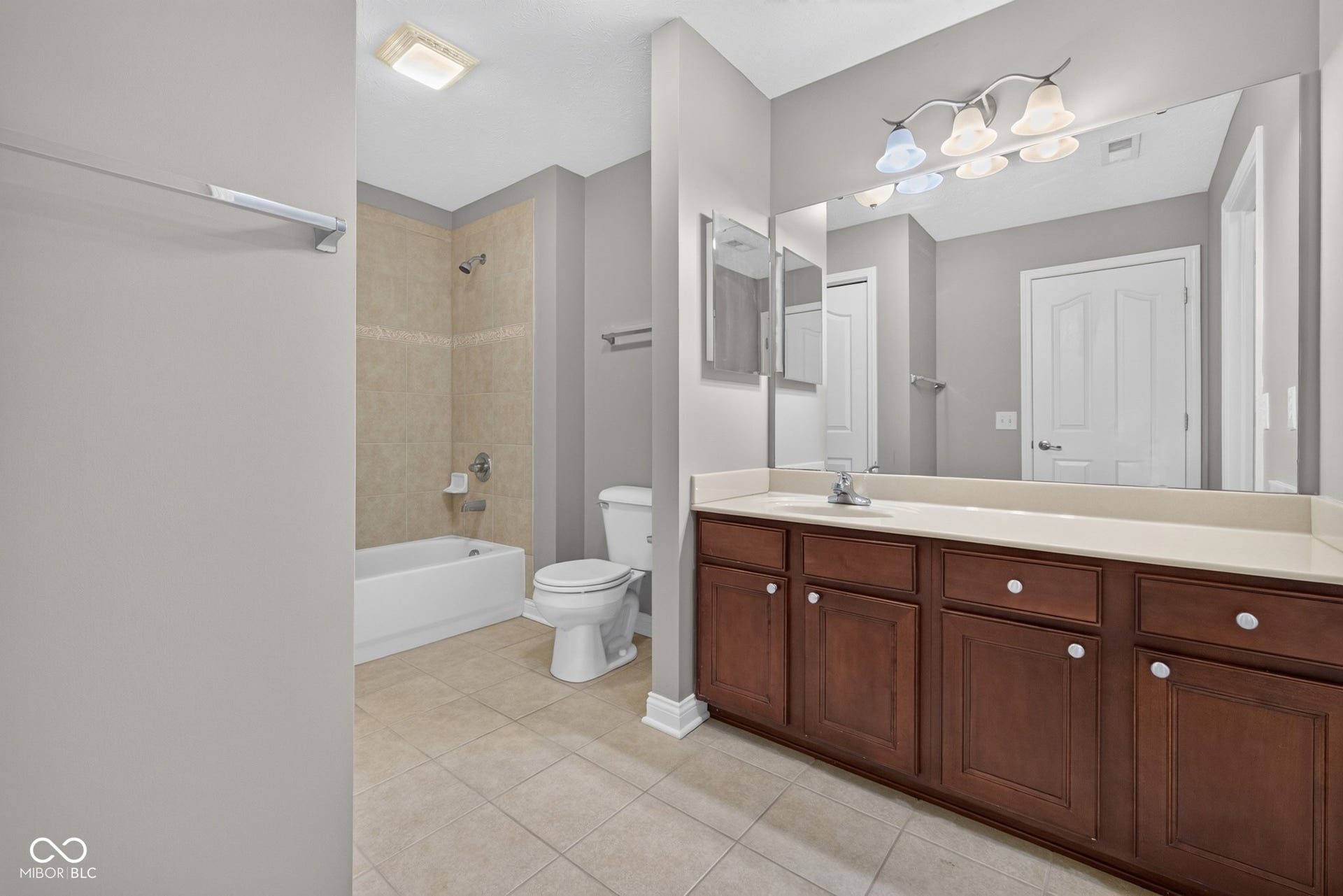 13839 Rue Charlot Lane, McCordsville, IN 46055