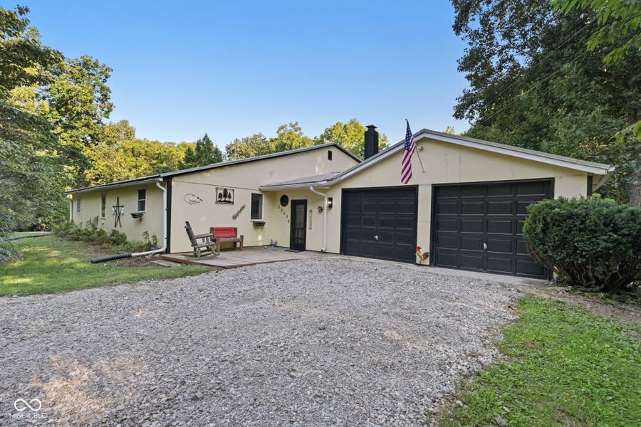 Property photo for 3202 E County Road 800 N, Bainbridge, IN