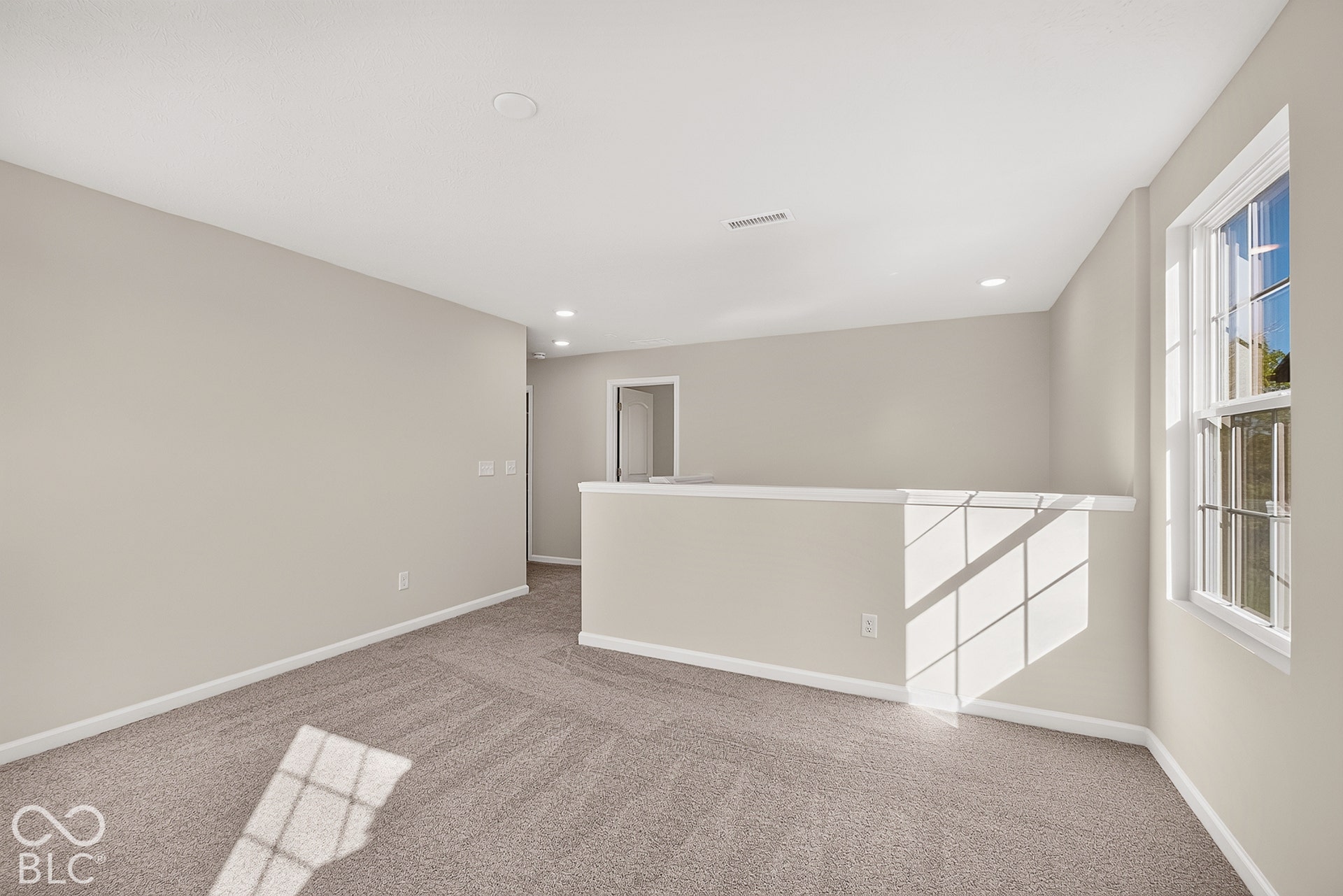 6598 Seattle Slew Drive, Whitestown, IN 46075 6598 Seattle Slew Drive, Whitestown, IN 46075
