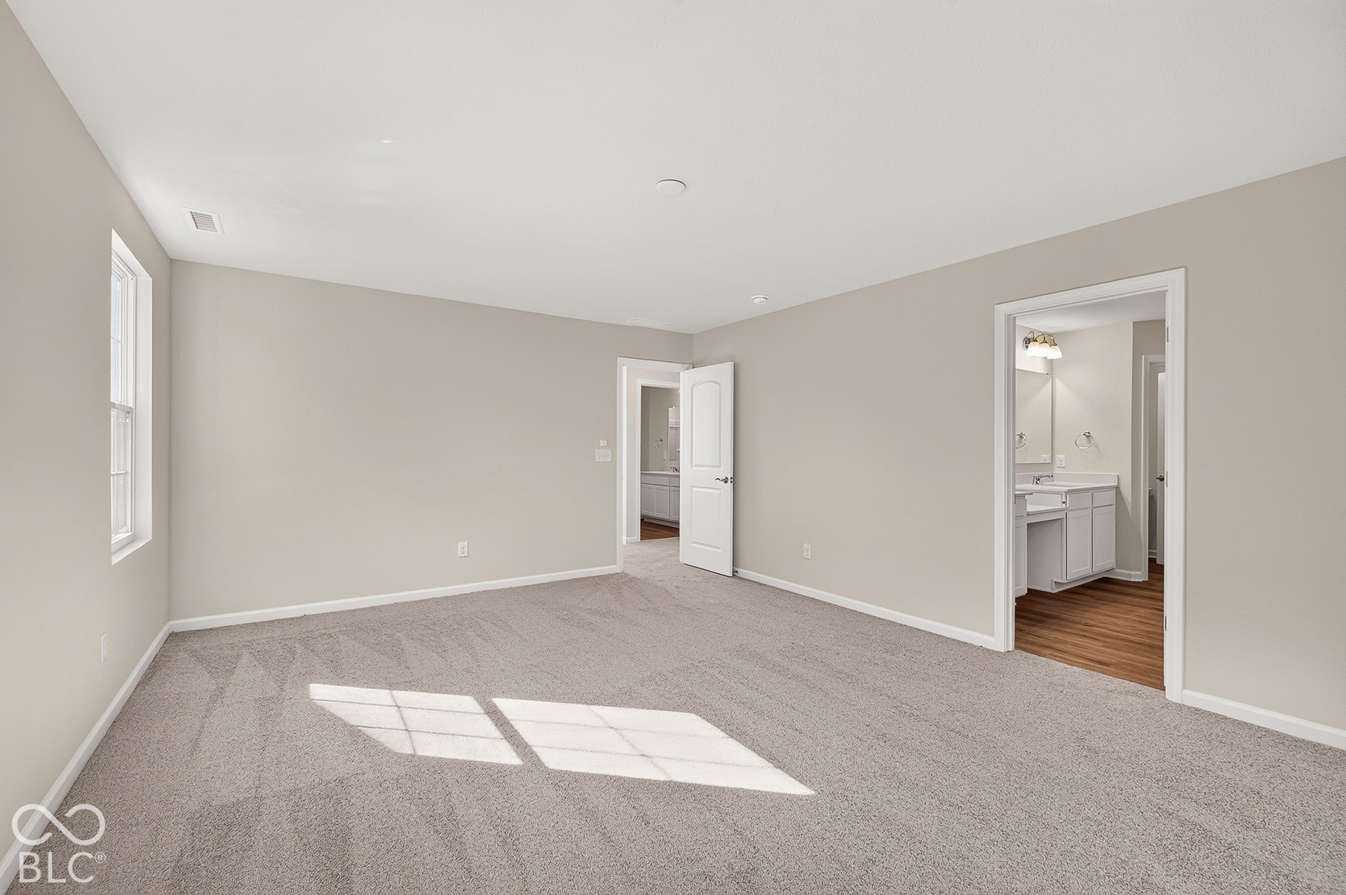 6598 Seattle Slew Drive, Whitestown, IN 46075 6598 Seattle Slew Drive, Whitestown, IN 46075