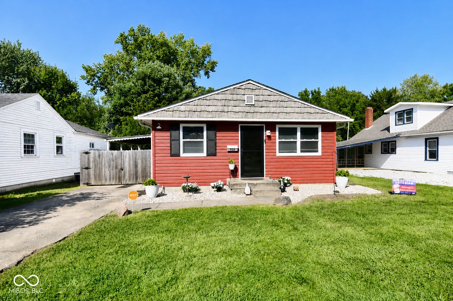 Property photo for 930 N Eaton Avenue, Indianapolis, IN