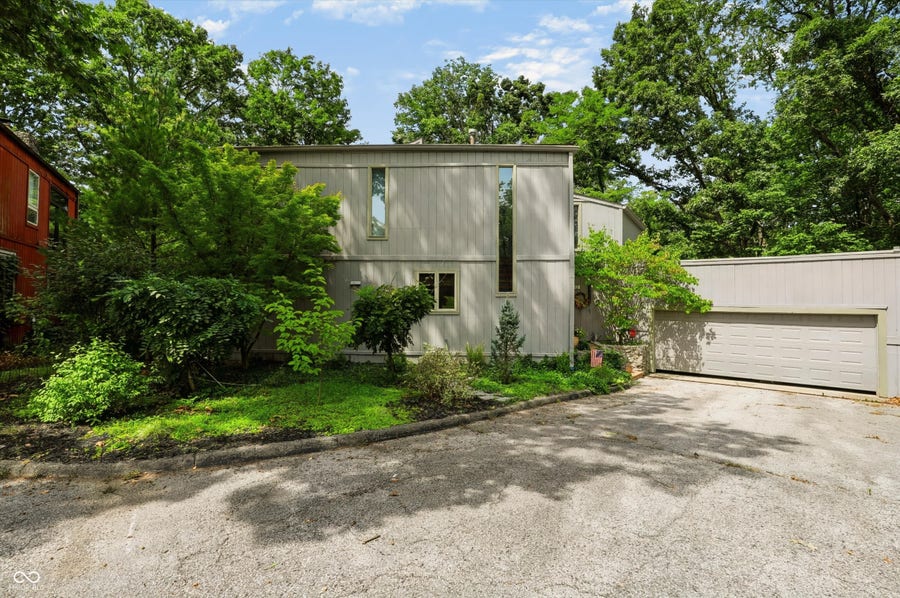 Property photo for 2812 W Fawkesway Drive, Bloomington, IN