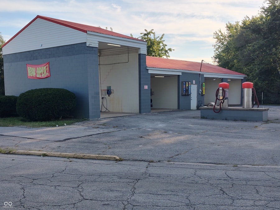 Property photo for 222 E Water Street, Alexandria, IN