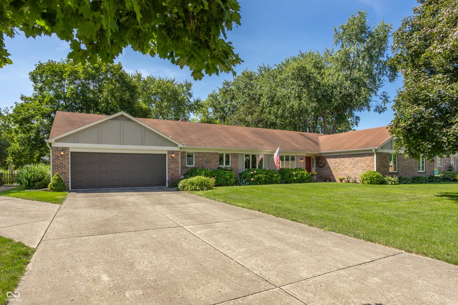 Property photo for 1811 Mimosa Lane, Anderson, IN