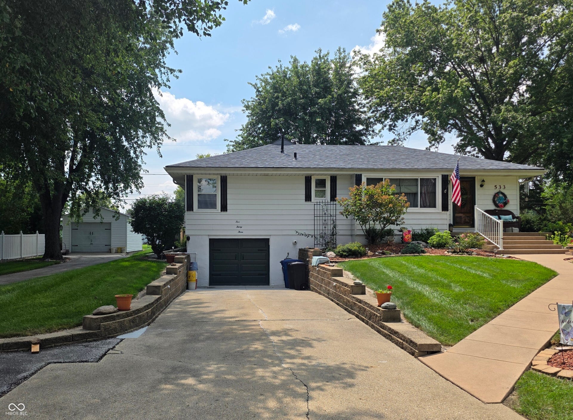 533 Lockerbie Road, Shelbyville, IN 46176