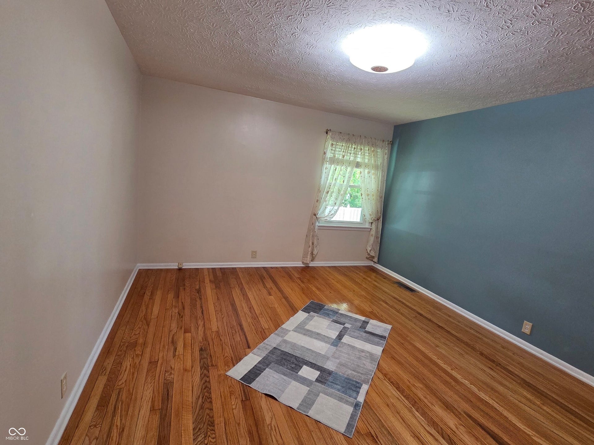533 Lockerbie Road, Shelbyville, IN 46176