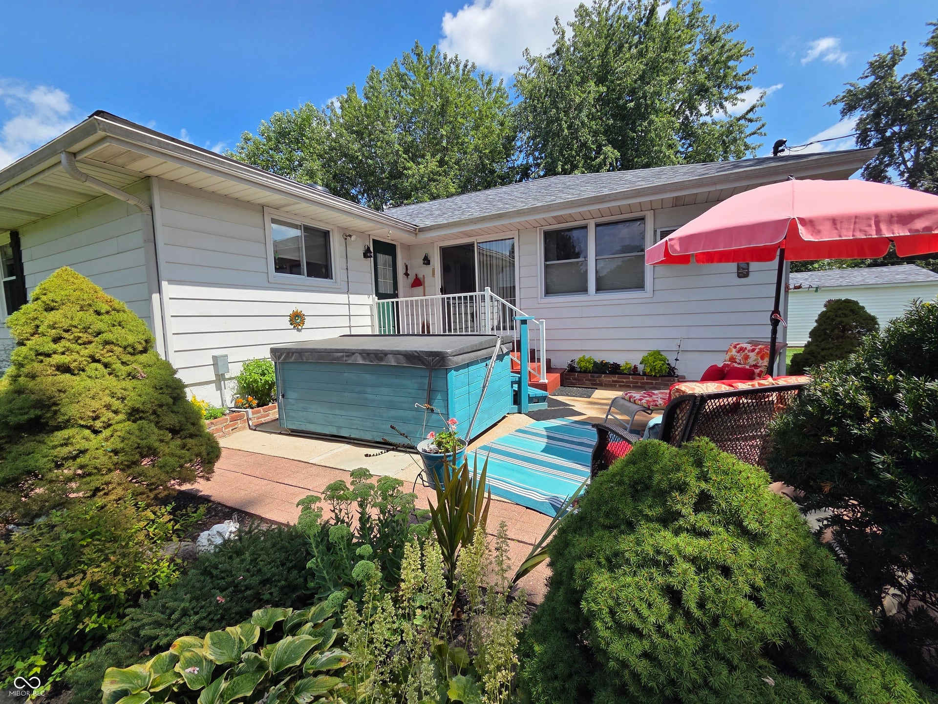 533 Lockerbie Road, Shelbyville, IN 46176
