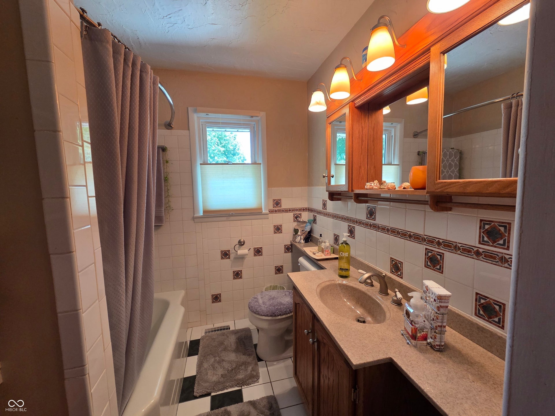 Main Bath
