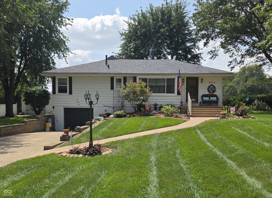 Property photo for 533 Lockerbie Road, Shelbyville, IN
