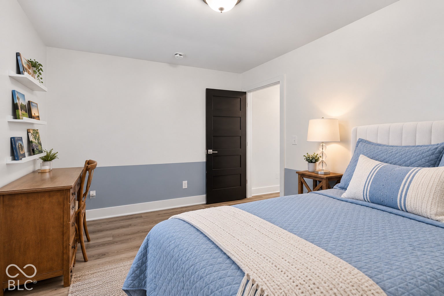 Virtually Altered - Wood-finish flooring throughout