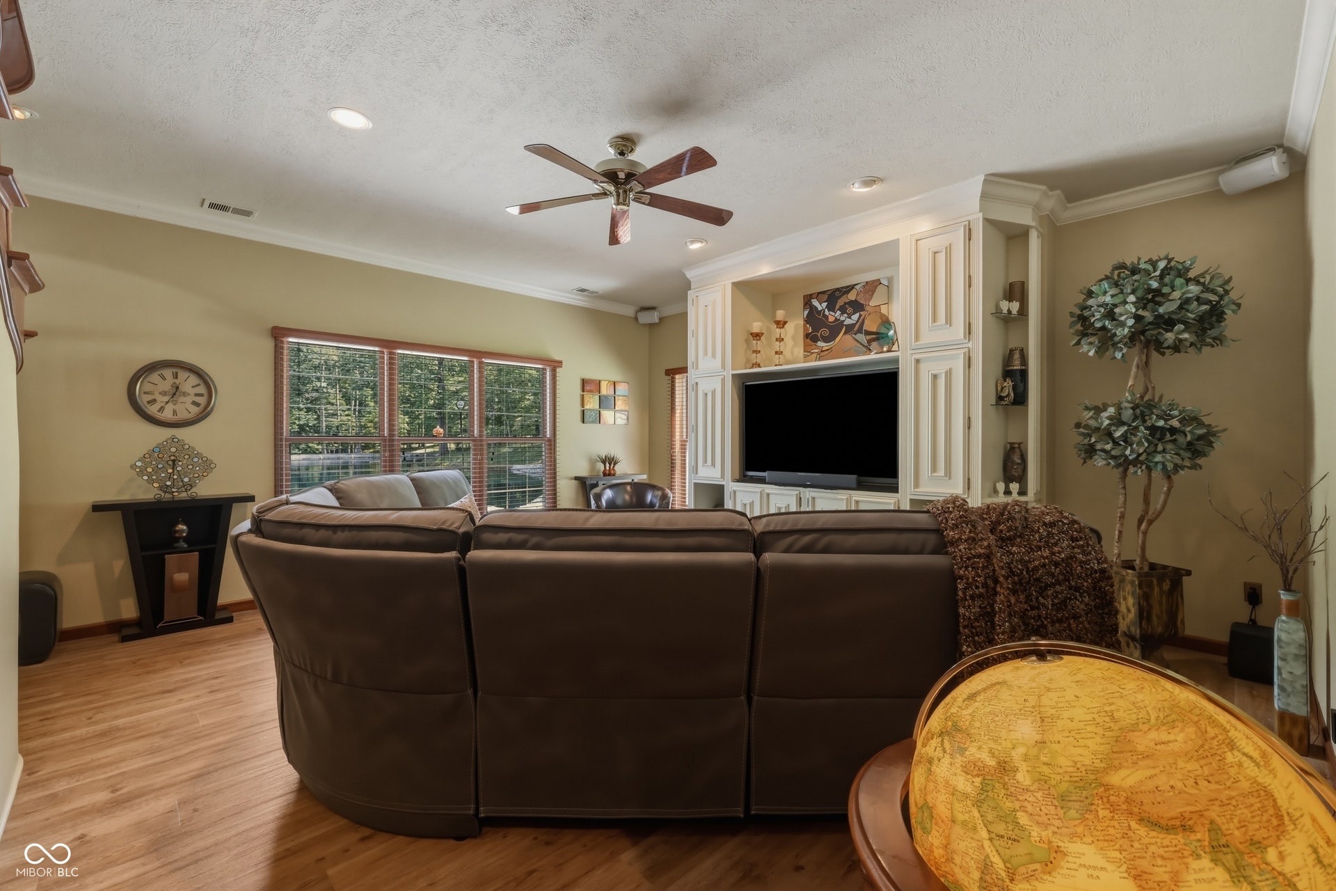 8565 S 500 W, Trafalgar, IN 46181 8565 S 500 W, Trafalgar, IN 46181