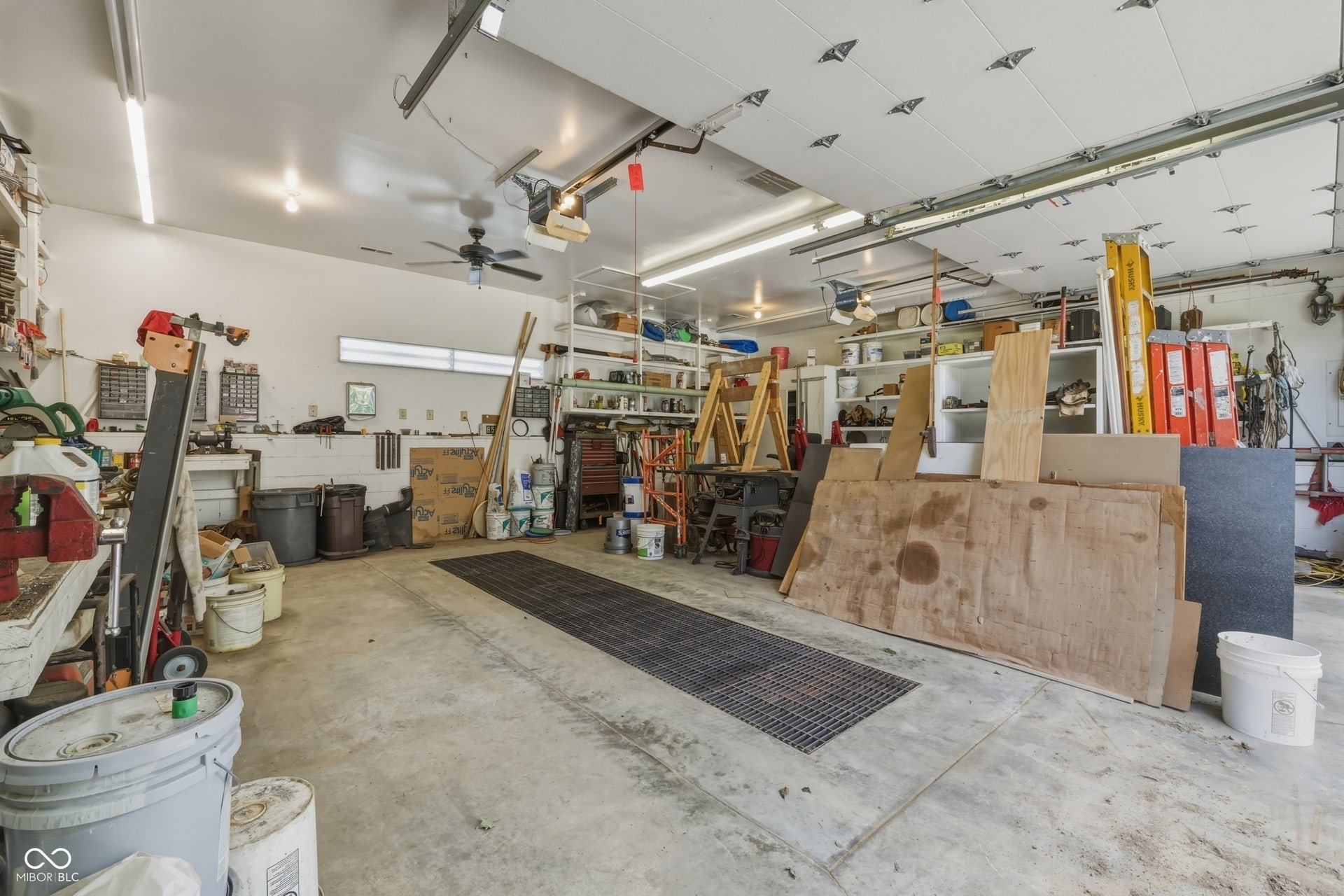 8565 S 500 W, Trafalgar, IN 46181 8565 S 500 W, Trafalgar, IN 46181