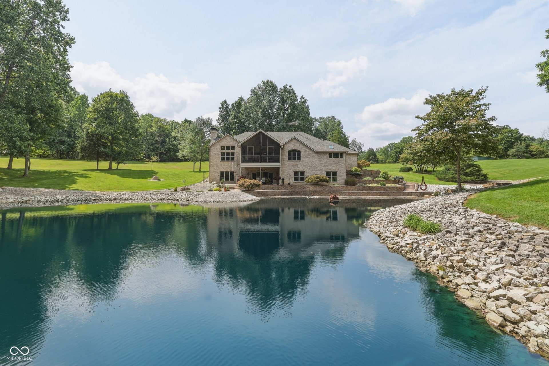 8565 S 500 W, Trafalgar, IN 46181 8565 S 500 W, Trafalgar, IN 46181