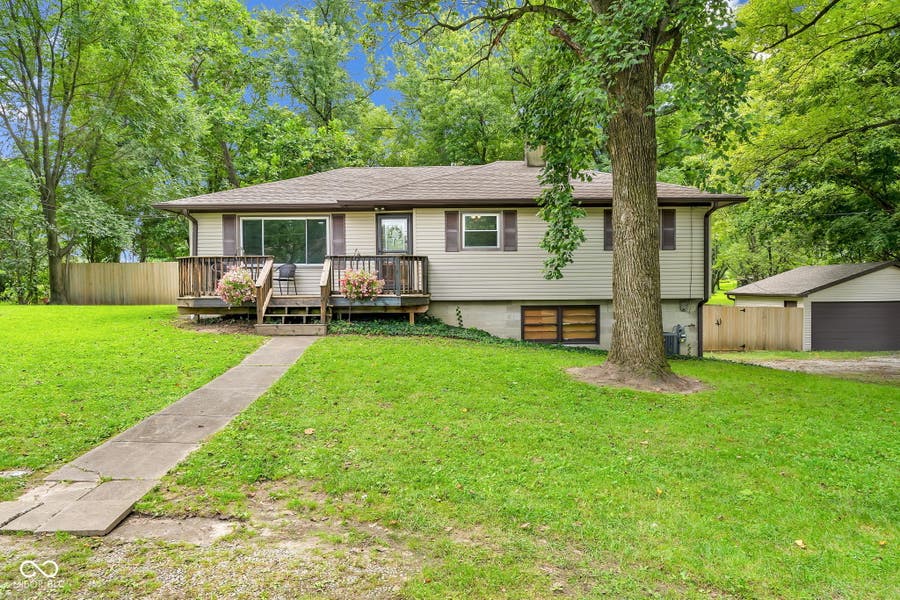 Property photo for 245 W Elm Street, Jamestown, IN