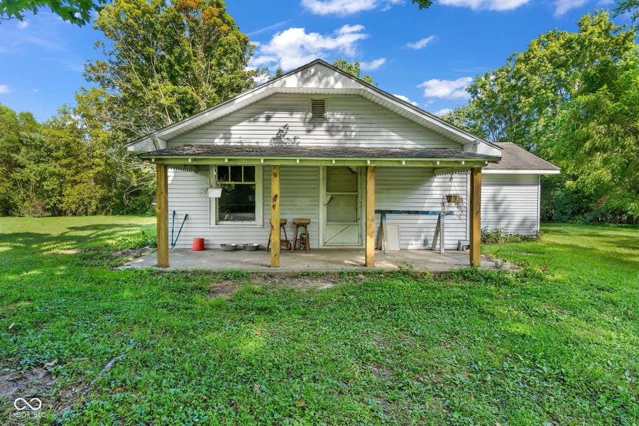 Property photo for 10899 S County Road 525 W, Reelsville, IN