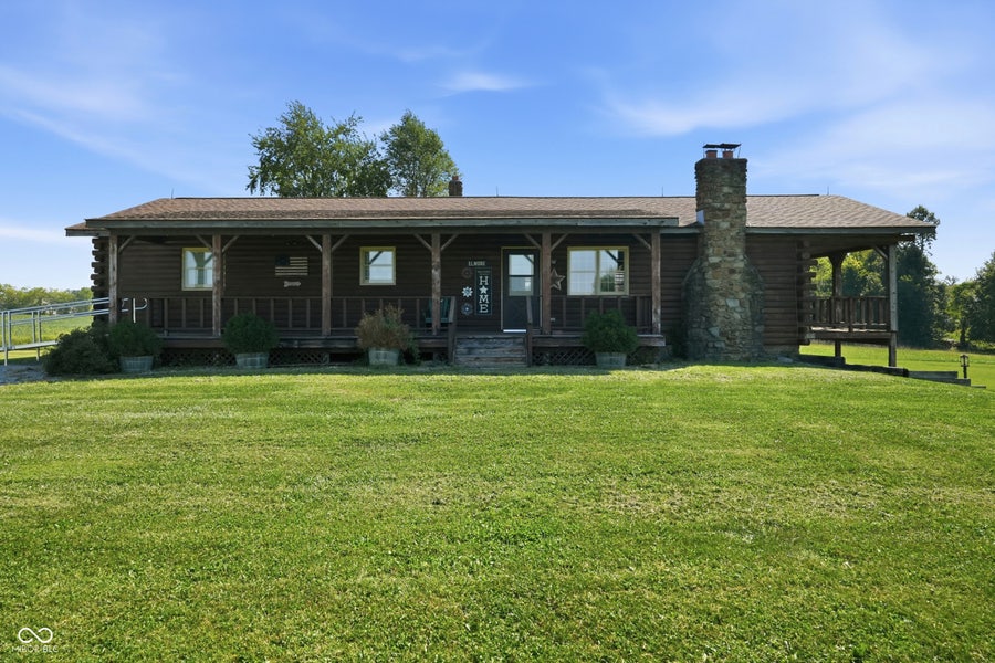 Property photo for 699 S County Road 400 E, Avon, IN