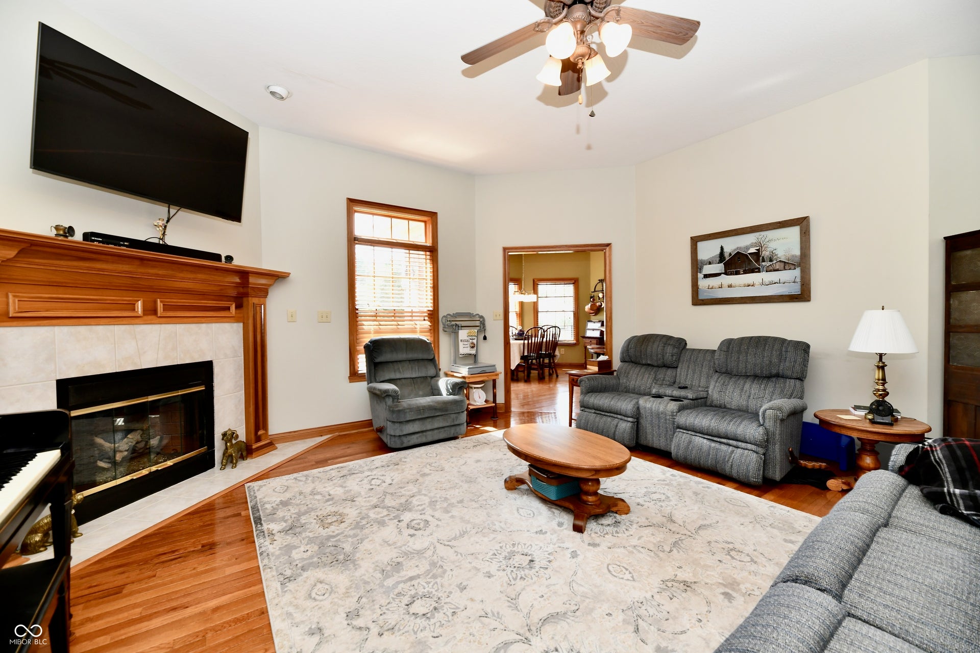355 Connecticut Circle, Indianapolis, IN 46217