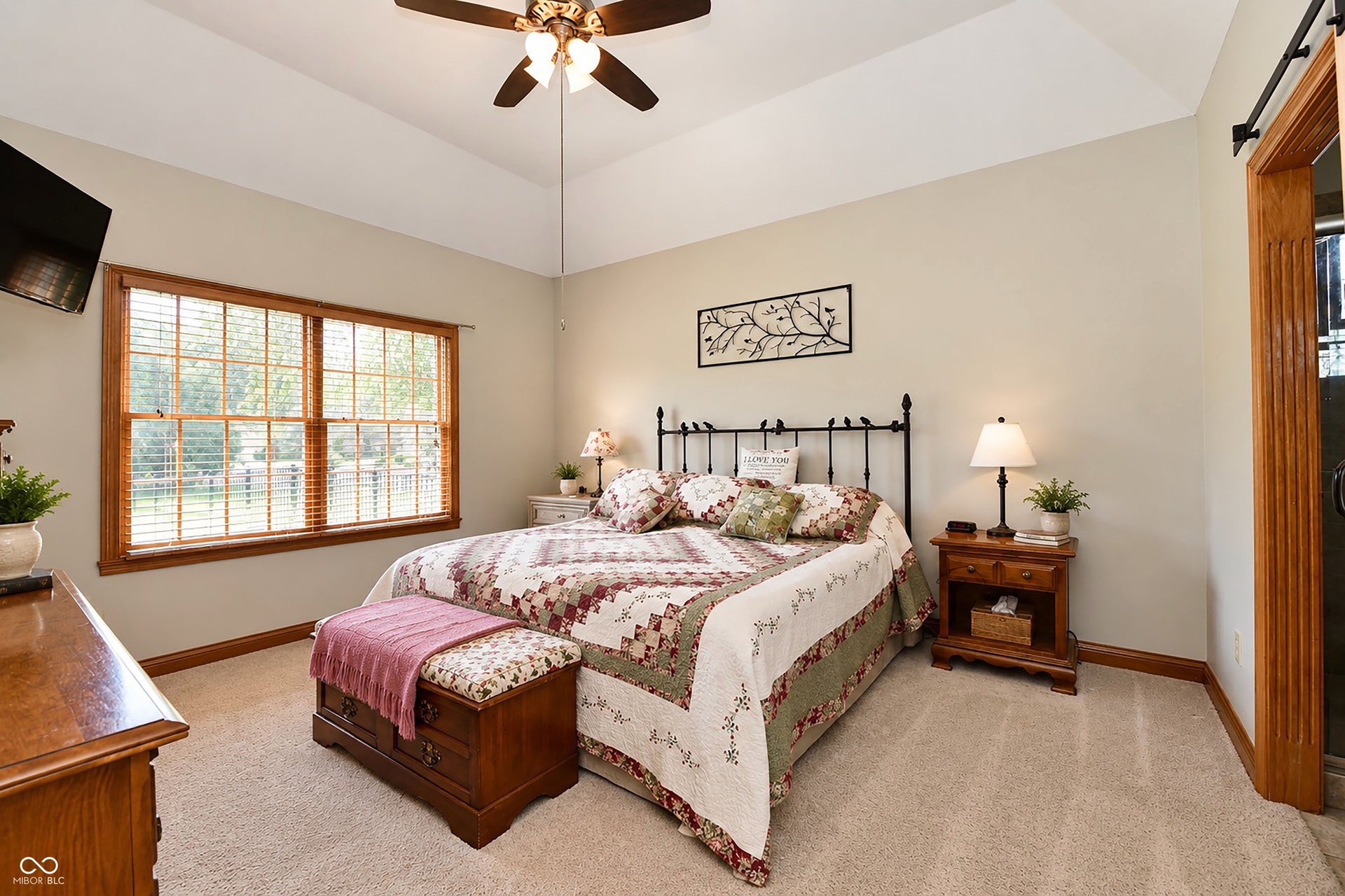 355 Connecticut Circle, Indianapolis, IN 46217
