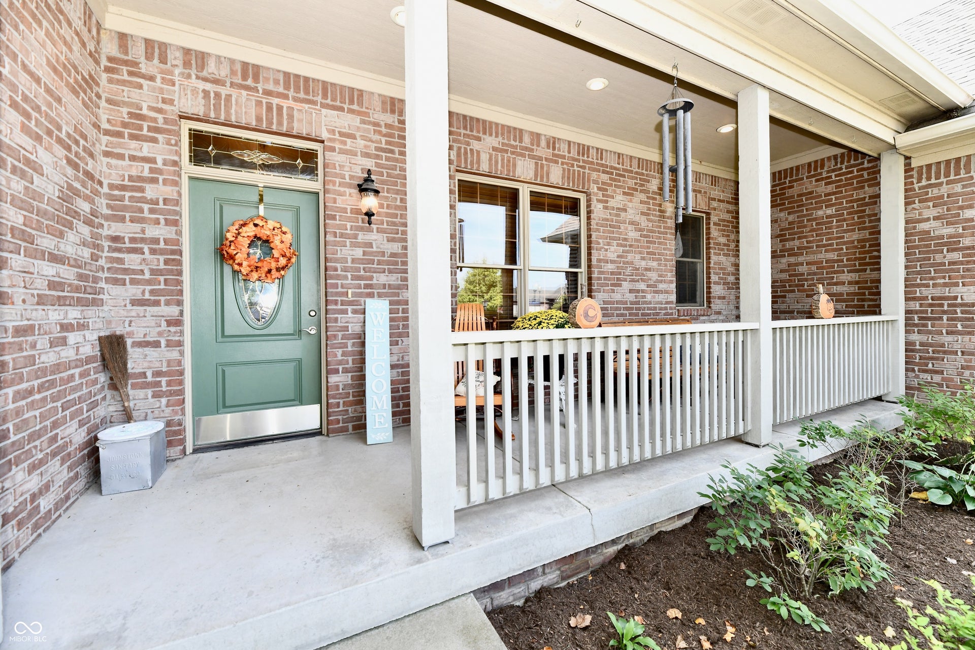 355 Connecticut Circle, Indianapolis, IN 46217