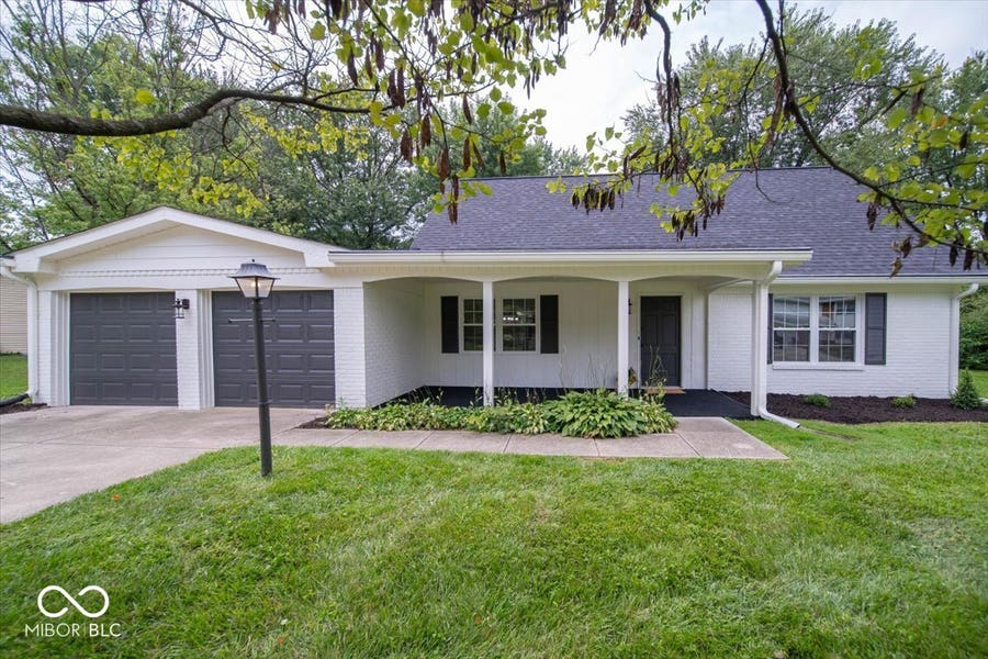 Property photo for 370 Winding Way, Carmel, IN