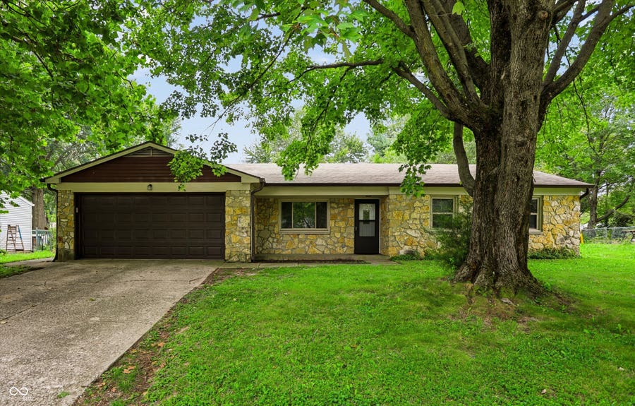 Property photo for 1384 Countryside Lane, Indianapolis, IN