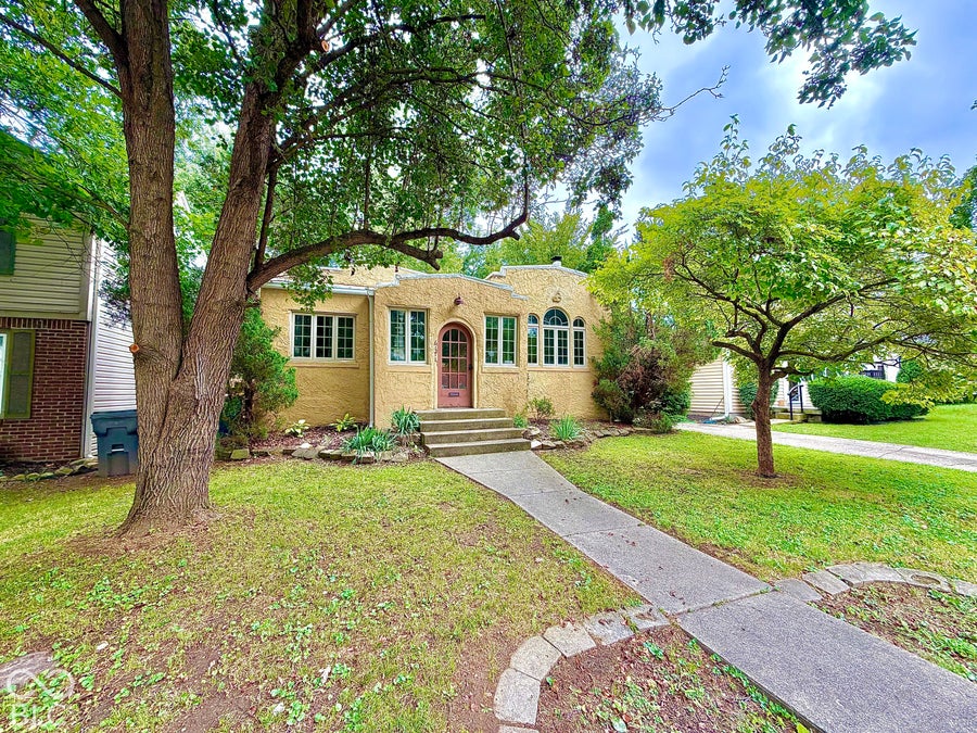 Property photo for 6171 Kingsley Drive, Indianapolis, IN