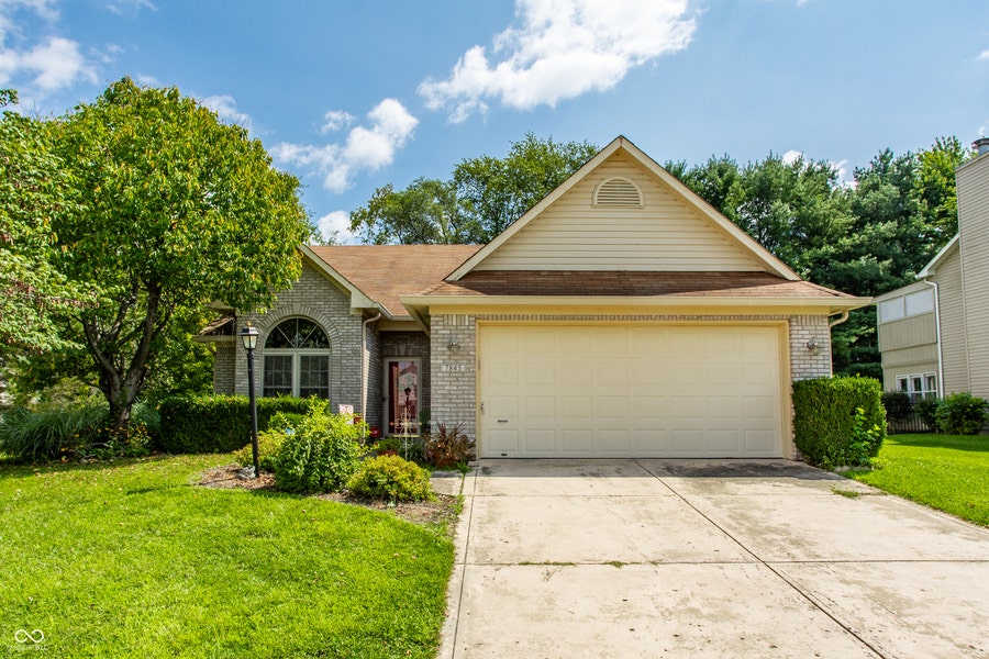 Property photo for 7845 Shannon Lakes Way, Indianapolis, IN