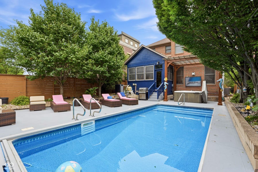Property photo for 1510 Central Avenue, Indianapolis, IN