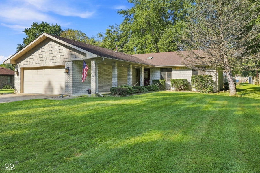 Property photo for 6842 Mimosa Lane, Indianapolis, IN