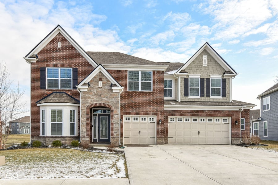 Property photo for 10627 Oak Bend Boulevard, Indianapolis, IN