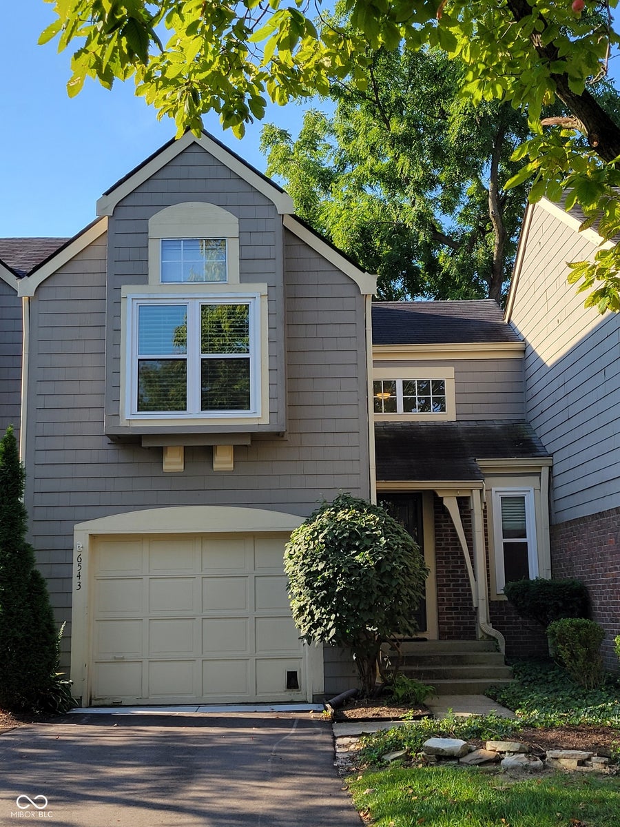 Property photo for 6543 Wandsworth Circle, Indianapolis, IN