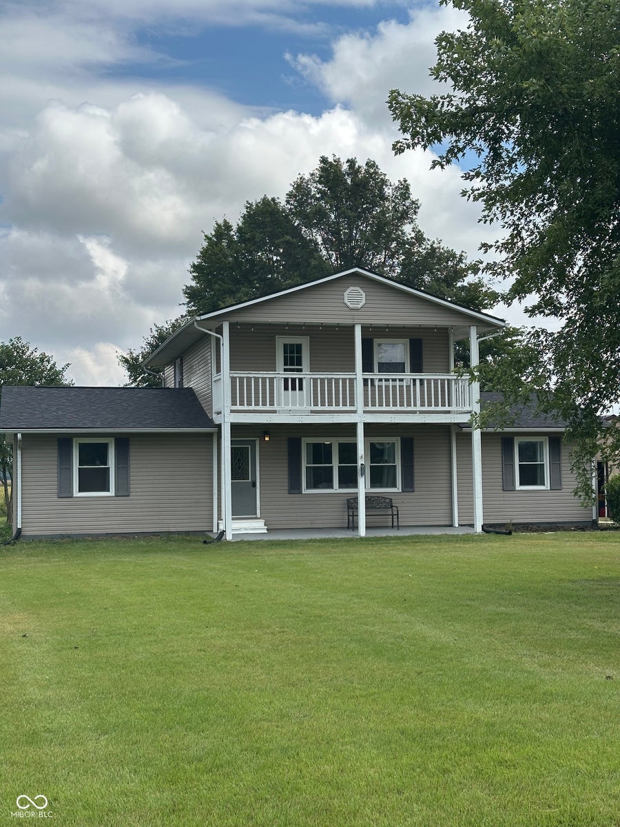 Property photo for 5511 N County Road 100 W, Brownstown, IN