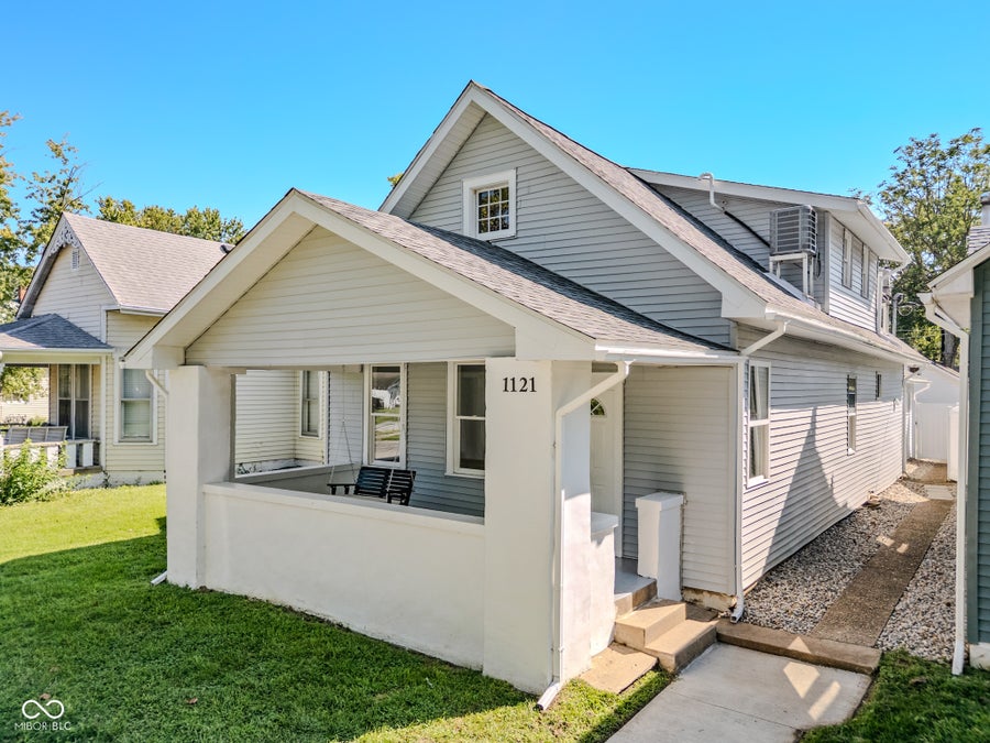Property photo for 1121 Lafayette Avenue, Columbus, IN