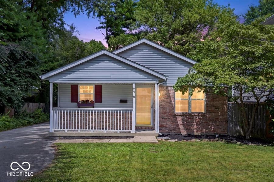 Property photo for 2410 Dell Zell Drive, Indianapolis, IN