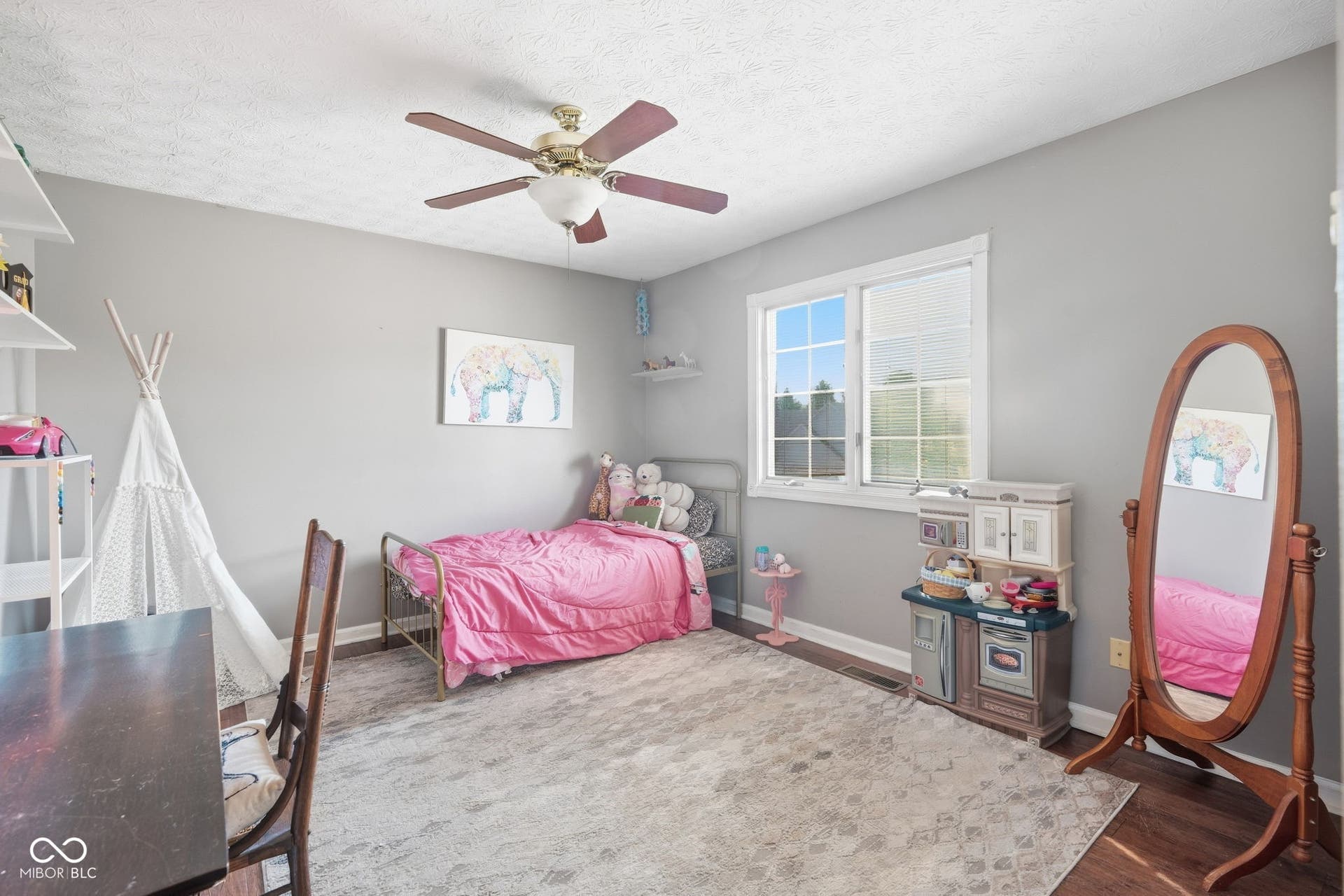 4154 Moss Ridge, Indianapolis, IN 46237