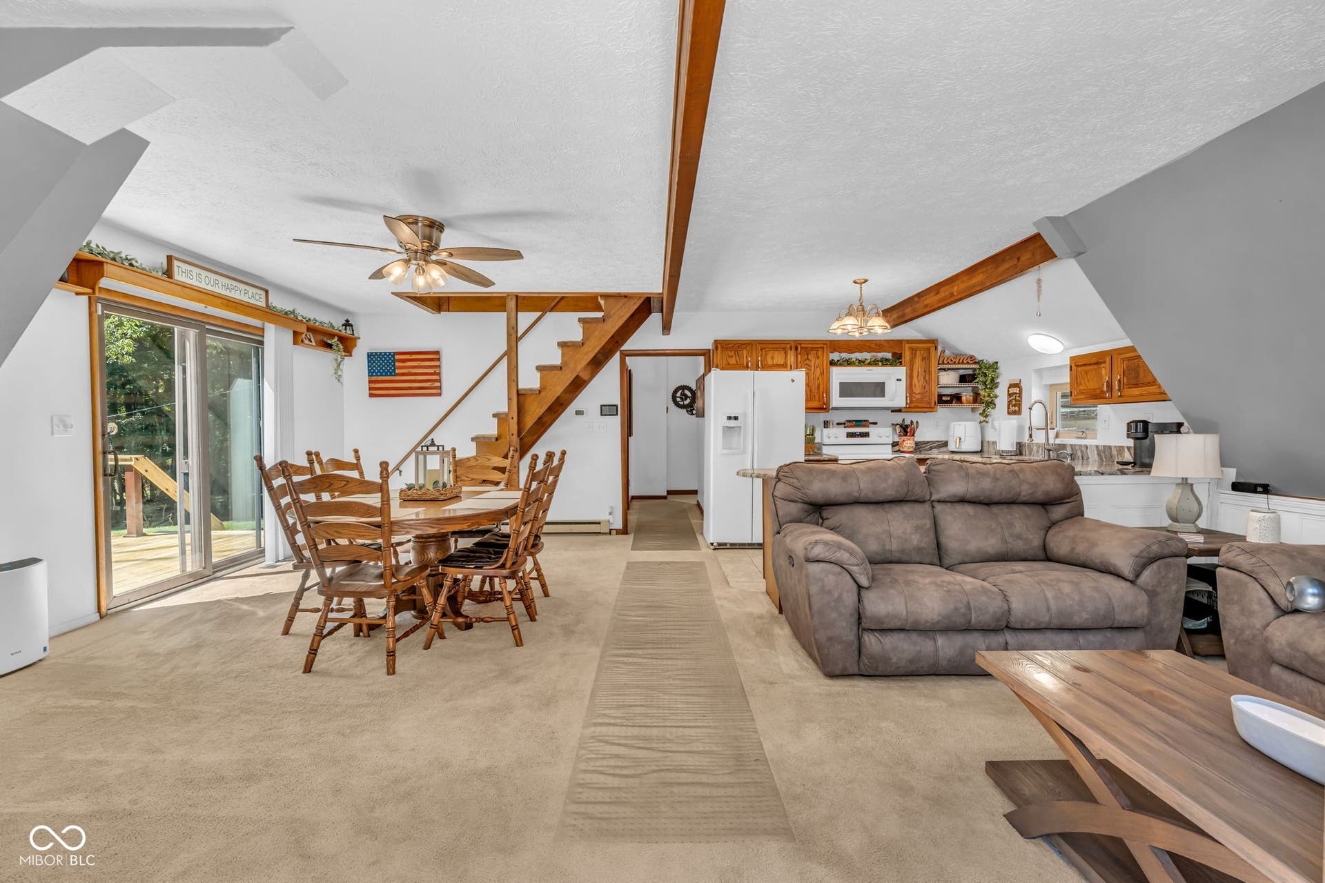 5432 W Whittier Drive, Knightstown, IN 46148 Living Room