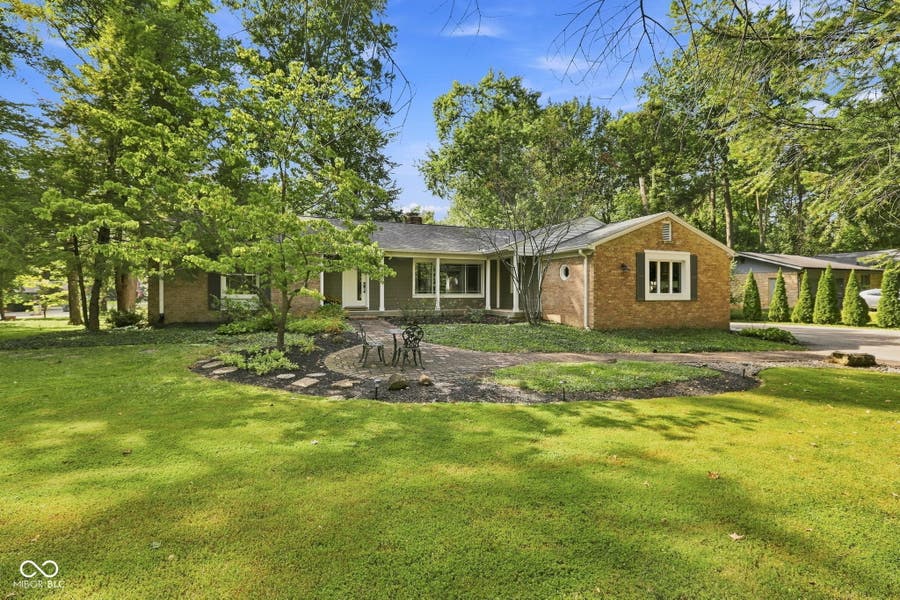 Property photo for 7500 Hoover Road, Indianapolis, IN