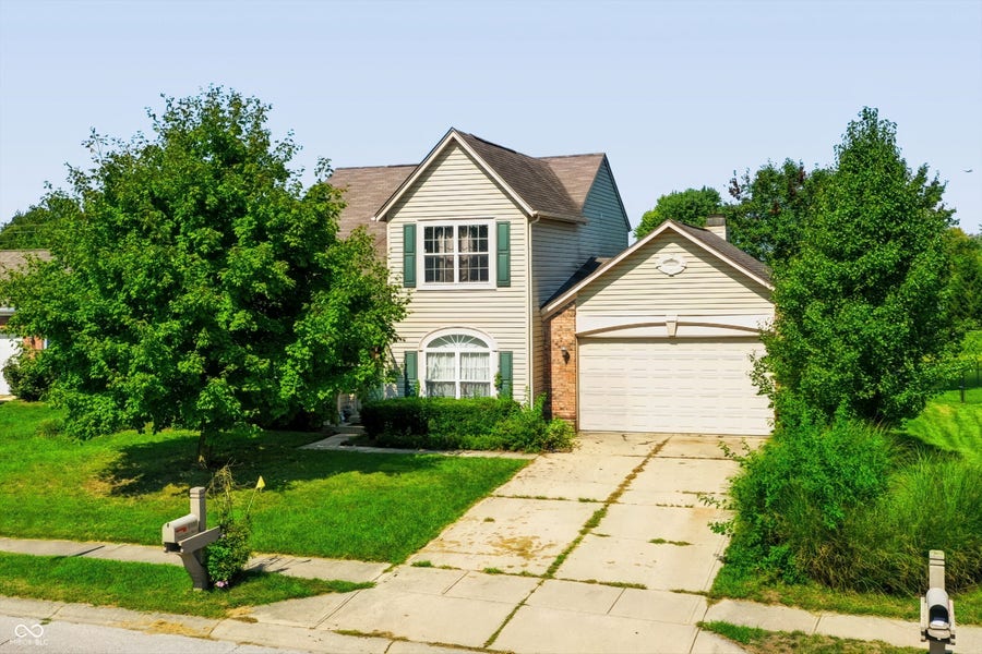 Property photo for 4986 Aquaduct Drive, Greenwood, IN