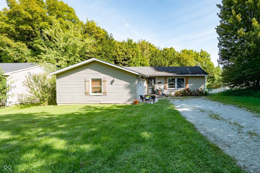 Property photo for 7334 W Reformatory Road, Fortville, IN