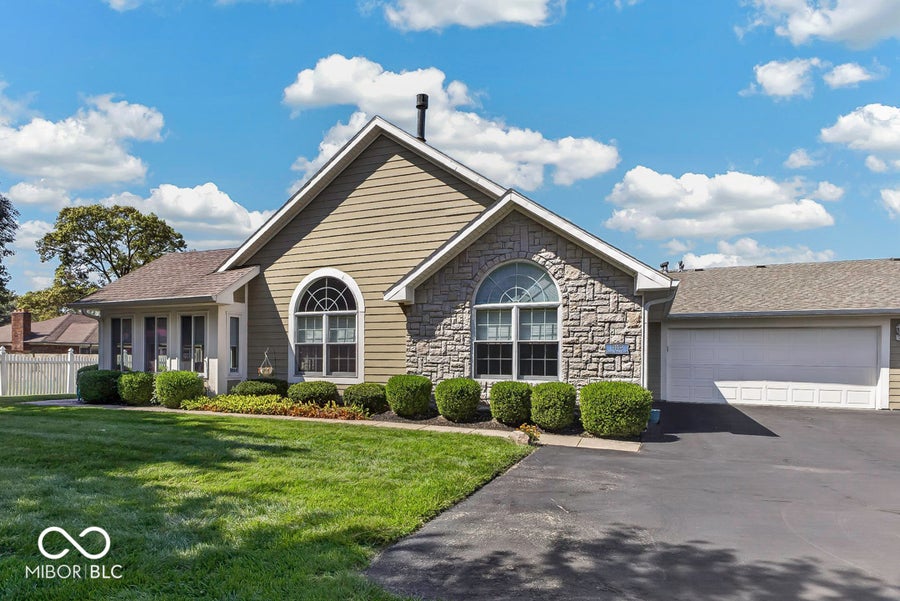 Property photo for 7323 Chapel Villas Lane, Indianapolis, IN