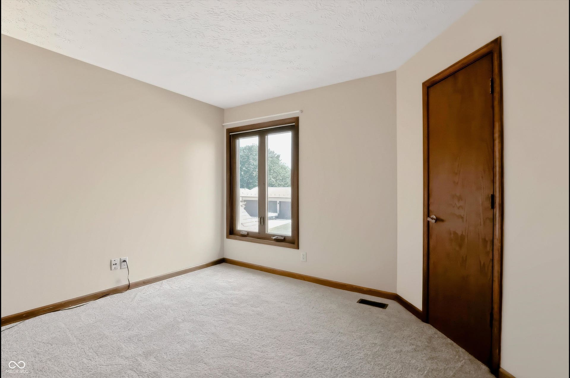 108 Glenbrook Lane, Avon, IN 46123 108 Glenbrook Lane, Avon, IN 46123