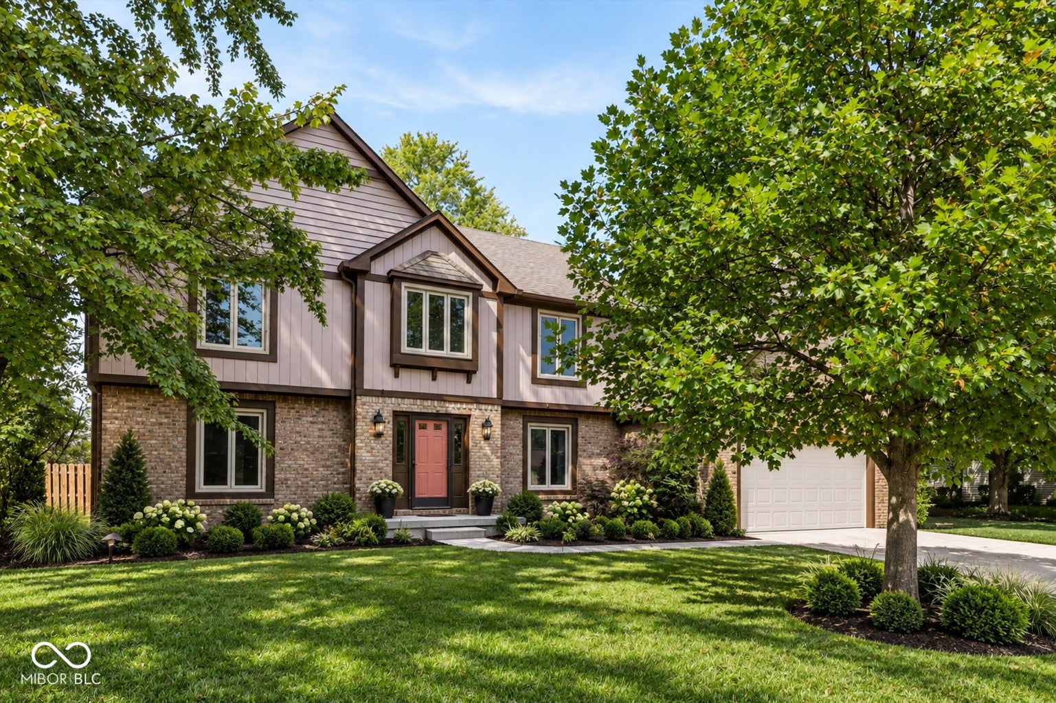 108 Glenbrook Lane, Avon, IN 46123 Virtually Altered -