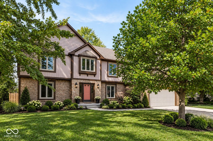 Property photo for 108 Glenbrook Lane, Avon, IN