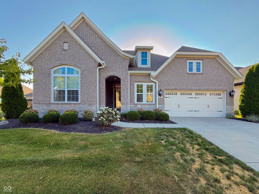 Property photo for 6615 Flowstone Way, Indianapolis, IN