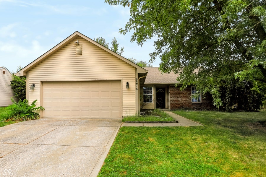 Property photo for 8276 Bayshore Lane, Avon, IN