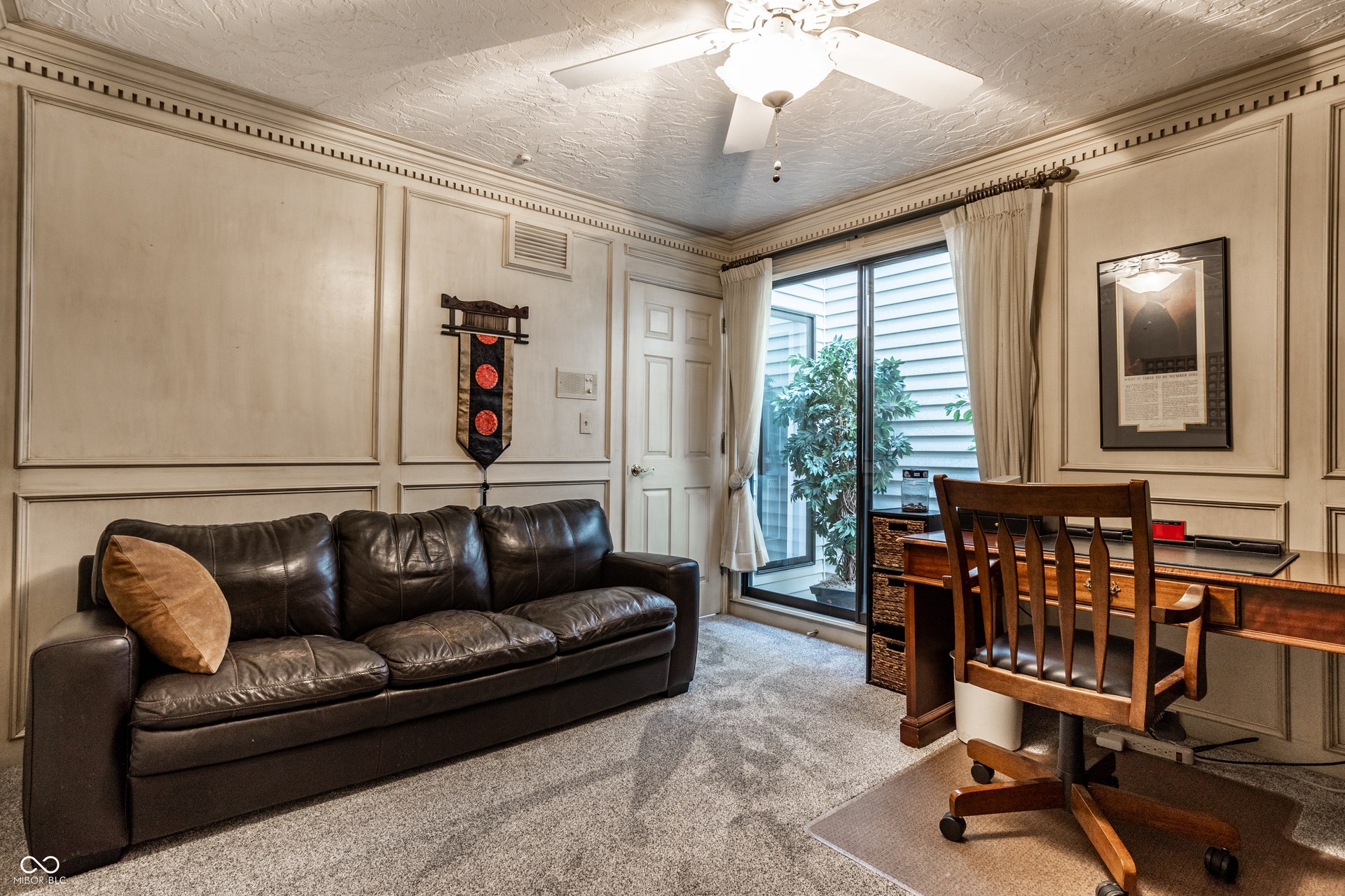 8406 Quail Hollow Road, Indianapolis, IN 46260 8406 Quail Hollow Road, Indianapolis, IN 46260