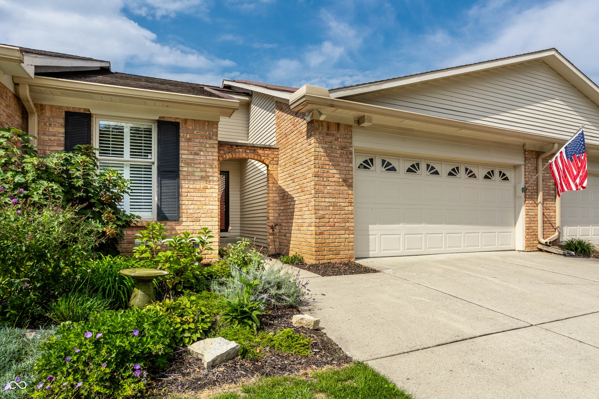 8406 Quail Hollow Road, Indianapolis, IN 46260 8406 Quail Hollow Road, Indianapolis, IN 46260