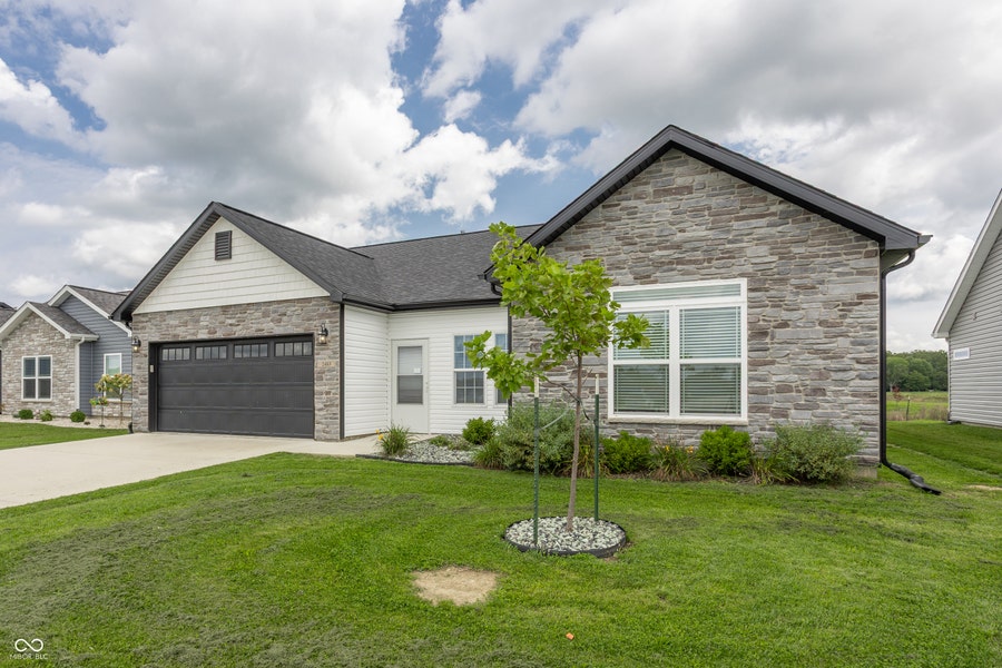 Property photo for 2483 Fiona Drive, Kokomo, IN